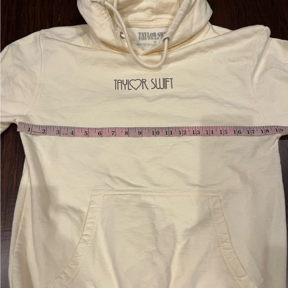 Like New TAYLOR SWIFT The Eras Tour Heart Photo Hoodie- Taylor Swift Tour Merch - Picture 5 of 6